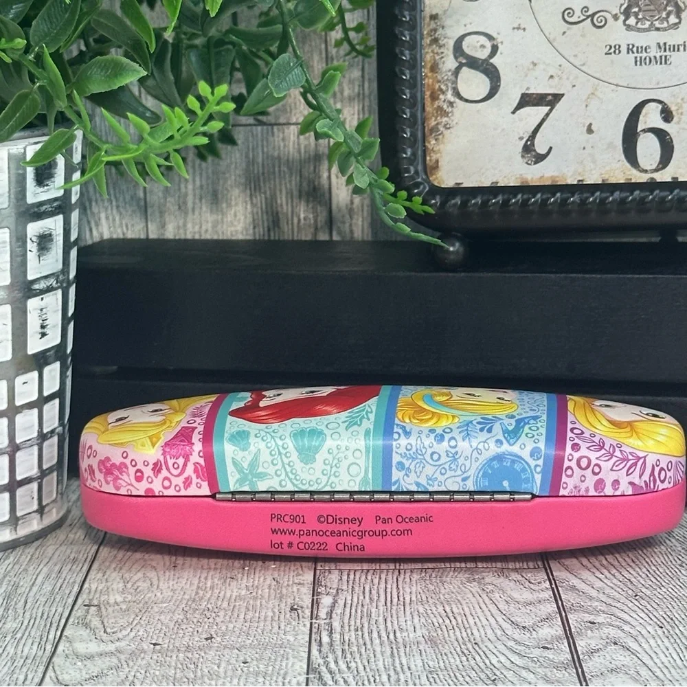 DISNEY-Princess Kids Hard Shell Glasses Case Rapunzel Cinderella Ariel & Aurora